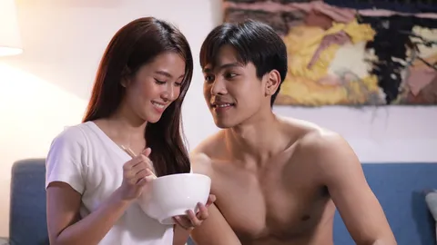 "เวลากามเทพ" เปิดตัวมาครบสุข เศร้า เหงา ซึ้ง พระนางกุ๊กกิ๊กกินบะหมี่ ฟินถึงดวงดาว