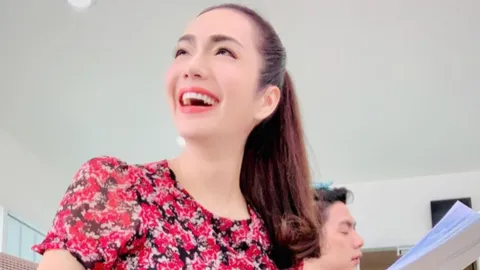 อ๋อม สกาวใจ เผยเลขเด็ดลุ้นๆ หวย 