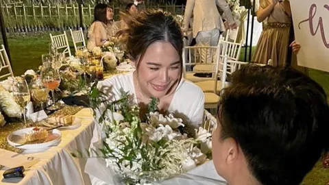 ยินดี โบวี่ อัฐมา สละโสด แฟนหนุ่มคุกเข่าขอแต่งงานแล้ว