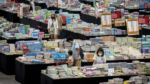 ตลาดหนังสือบางซื่อ