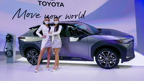 โตโยต้าจัดทัพลุยบางกอกมอเตอร์โชว์ อวดโฉมรถยนต์ไฟฟ้าต้นแบบ Toyota bZ4X