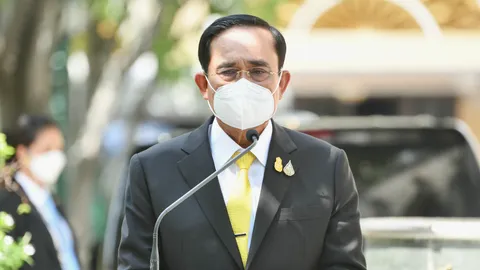 "บิ๊กตู่" ขอสื่อเสนอข่าวเป็นธรรมด้านความมั่นคง หวั่นวิจารณ์มากไปกระทบไทยเอง