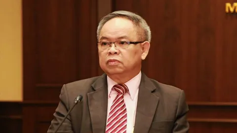 ผิดร้ายแรง กมว.ให้พัก-เพิกถอนใช้ตั๋วครู ไม่ต้องรอผลสอบสวน