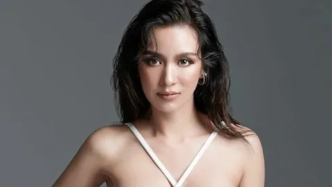 "เบนซ์ ปุณยาพร" ทำไอจีลุกเป็นไฟ อวดวันพีซสีขาวพร้อมแคปชันสุดซี้ด