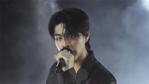 "คิน ธนชัย" นักกีฬาไอซ์ฮอกกี้ไม่ลงแข่งเคปทาวน์เพราะเดบิวต์เป็นศิลปินอยู่