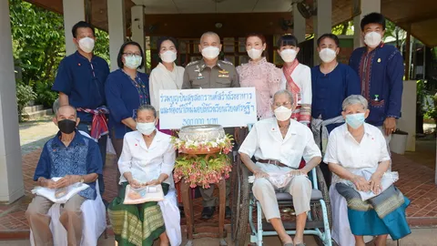 นงนุช นามวงศ์ จัดงานร่วมบุญปันสุขสงกรานต์ สร้างโรงอาหารและห้องน้ำให้โรงเรียน