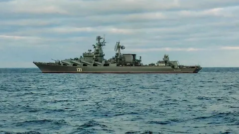 “มอสควา” เรือธงรัสเซียแห่งกองเรือทะเลดำ จมแล้ว หลังเกิดระเบิดรุนแรง