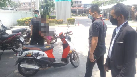 คุมตัว "ไอ้เบส" ชี้จุดทำแผนชิงทองโคราช ตร.ตามทองของกลางคืนได้บางส่วนแล้ว