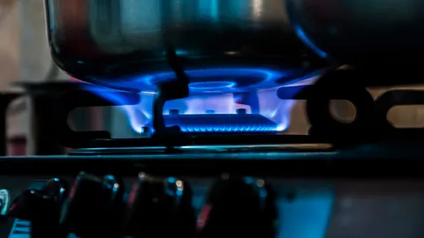 สมาคมผู้ค้าก๊าซหุงต้มร้องระงม โควิด19 ทำยอดขายตก 10% ชี้อนาคตรายย่อยอยู่ยาก