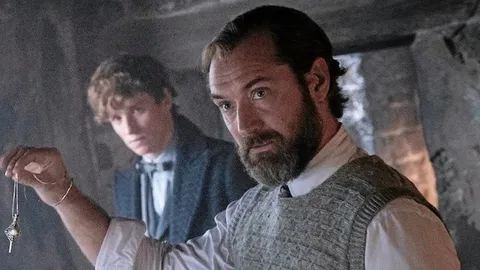 “จู๊ด ลอว์-เอ็ดดี้ เรดเมย์น-แมดส์ มิคเคลเซน” โลกเวทมนตร์ “แฟนทาสติค บีสต์"