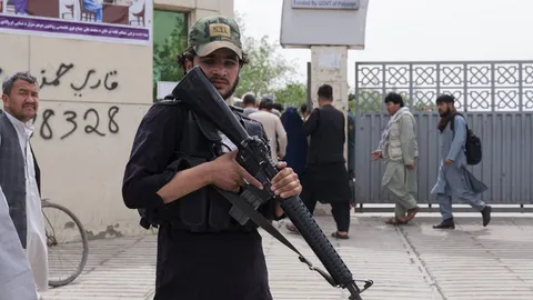 ระเบิดโจมตีโรงเรียนชายล้วนอัฟกานิสถาน ดับ 6 ศพ เจ็บอื้อ