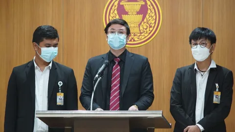 ก้าวไกล จี้ บิ๊กตู่ สอบ บิ๊กป้อม เอี่ยวค้ามนุษย์ ขอหยุดสั่งถอนประกัน-ขัง นักกิจกรรมการเมือง 