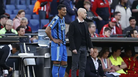 ช้าระวังอด สื่อเผย แมนยูฯ อาจพลาดคว้าแข้งคู่บุญ "เทน ฮาก" หลังมีทีมดังรอฉกตัว