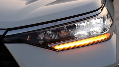 สัญญาณไฟเลี้ยว เปิดฟรี ไม่เสียเงิน ไม่เปิดอาจโดนชน!! 