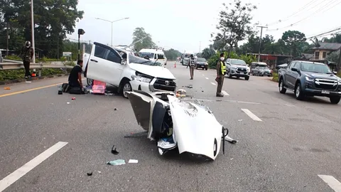 หนุ่มเข่าทรุดร่ำไห้ ขับกระบะป้ายแดงวูบหลับในชนท้ายรถพ่วง เมียดับ ลูกรอด