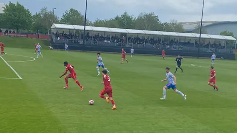 ชุดเล็กก็ไม่เว้น ลิเวอร์พูล U23 ไล่ยำ แมนยูฯ ส่งท้ายศึกพรีเมียร์ลีก 2