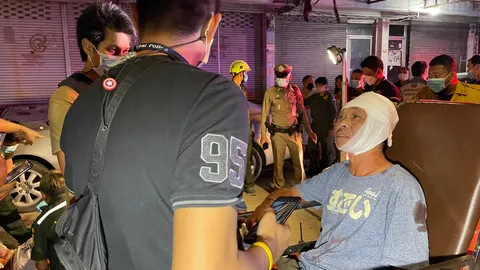 สองหนุ่มเมาแวะซื้อน้ำแข็ง โดนก๊วนเหล้าแซว เกิดดวลปืนตาย 1 เจ็บ 2