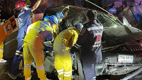 ส.ต.อ.191 ซิ่งปาเจโร่สปอร์ต เสยท้ายเทรลเลอร์ ถูกอัดก๊อบปี้ดับคาซากรถ