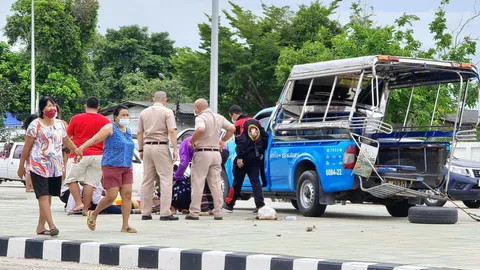 เก๋งแซงไม่พ้นชนท้ายสองแถวพุ่งขึ้นเกาะกลางที่สัตหีบ สาวเมียนมาเจ็บสาหัส