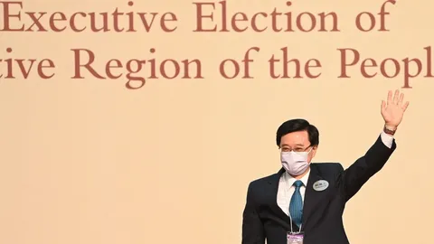 จอห์น ลี คว้าชัยได้ขึ้นเป็นผู้บริหารสูงสุดของฮ่องกงแบบไม่พลิกโผ