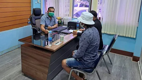 เข้าเรือนจำ 