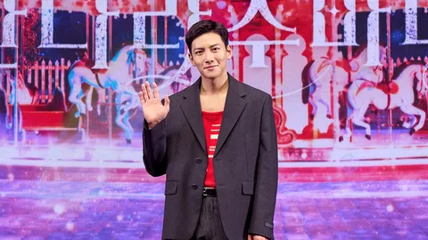 “จีชางอุค” ท้าทายบทนักมายากล นำทีมร่ายมนตร์ ใน “The Sound of Magic”­