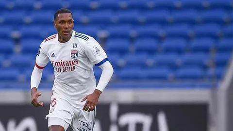 สื่อดัง เผยสาเหตุที่ทำให้ “มาร์เซโล” อดีตกองหลัง “ลียง” ถูกขับพ้นทีม