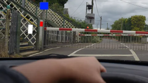 ชาวสุรินทร์บ่นหนักไม้กั้นรางรถไฟเสียบ่อยเกินไปซ่อมได้1วันก็เสียอีก