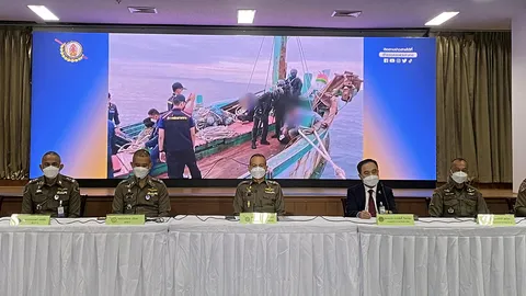 ค้ามนุษย์เรือประมง