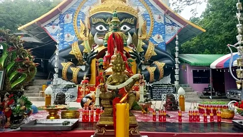 คอหวยแห่ส่อง "เลขเด็ดงวดนี้" ท้าวเวสสุวรรณ หลังให้โชคมาแล้ว 2 งวดติด (คลิป)