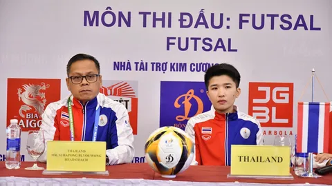 "โค้ชถึก" แฮปปี้แข้ง "ฟุตซอลหญิงทีมชาติไทย" พร้อมฟัดมาเลเซีย ศึกซีเกมส์ 2021