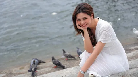 ฟรีสไตล์เดย์ “มิ้นท์-พรทิวา” นางเอกละคร “สายเปล” พาทัวร์มู-กินเพลิน-เดินช็อป