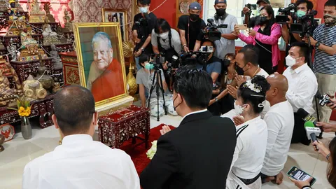 ศิษย์หลวงปู่แสงกดดัน “หมอปลา” มาขอขมาในวัด เจ้าตัวทำพิธีที่บ้าน ยํ้าไม่ได้จัดฉาก (คลิป)