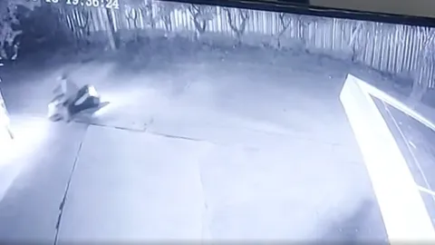 เสริมกำลังตร.ภาค 6-กองปราบ ล่าโจรชิงทอง 5.7 ล้าน คาดหนีกบดานอำเภอวังเจ้า