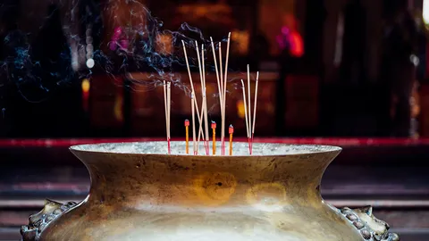 อาบัติ? ข้ออนิยต