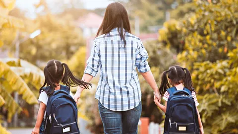 "หมอเด็ก" เผย 10 คำถามหลังเลิกเรียน ได้รู้จักลูกน้อยในมุมที่อาจไม่เคยรู้มาก่อน