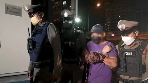 โพสต์รูปคู่เย้ย แค้นฆ่า 2 ศพ รวบ ”อดีตทหาร” รับสิ้น สาวตีจากบุกรัวยิงคาห้อง