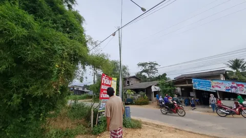 สลด "ลิงลม" ปีนสายไฟฟ้าถูกช็อตดับ นับเป็นตัวที่ 3 แล้ว ริมถนนหาดใหญ่ (คลิป)