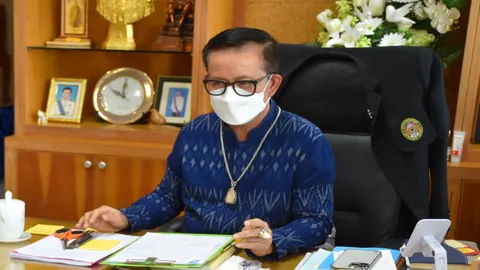 ม.ราชภัฏเลย แจงดราม่าบังคับรุ่นน้องผมดำ-ยกมือไหว้ ไล่ไปเรียนที่อื่น