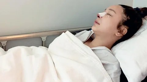 หญิงแย้ ยังไม่ได้สติเต็มร้อยหลังผ่าจมูก ต้องแอดมิตนอนโรงพยาบาล (คลิป) 