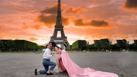 นัท นิสามณี ถูกแฟนหนุ่มคุกเข่าขอแต่งงานหน้าหอไอเฟลที่ปารีส