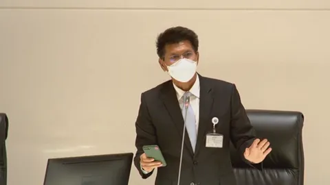 "สาธิต" ยัน ไลน์หลุดก้าวไกลแฉไม่ใช่ตน "โรม-พิธา" โต้วุ่น ไม่ได้อยากเลิกบำนาญ ขรก. (คลิป)