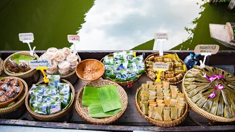 ขนมแม่เอ๊ย!