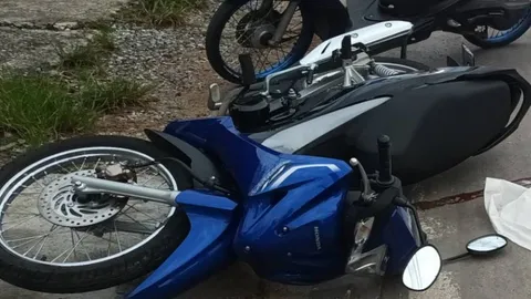 หนุ่มเมืองชล ขี่ จยย.ไปส่งแม่ทำงาน ขากลับสุนัขตัดหน้า ชนกระเด็นตายทั้งคู่