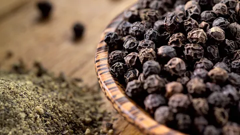 รุก..ทำฐานข้อมูลพันธุกรรม “พริกไทย-กระวาน” ราชาเครื่องเทศ