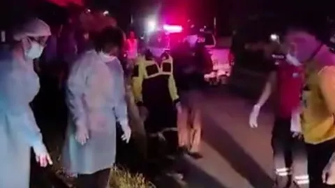 สยองสาวใหญ่ ถูกฟันโหด 8 แผล เลือดอาบหน้า-หัวแบะ เป็นศพริมถนน