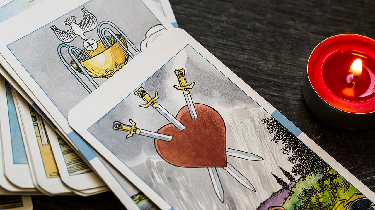 .ดูดวงไพ่ยิปซี รายปักษ์ 16-30 มิถุนายน 2565 การเงิน การงาน ความรัก ครบทั้ง 12 ราศี.