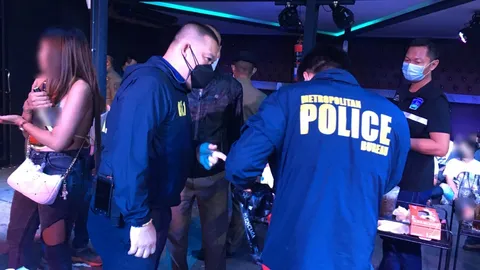 สั่งตั้ง กก.สอบ 12 ตำรวจ สน.ท่าข้าม ผกก.ยัน ส.ต.ท. หลัง ดส.จับผับมั่วยา