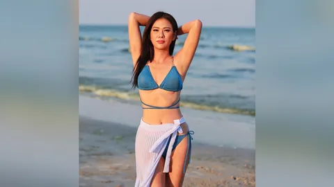 สุดว้าว น้ำผึ้ง ณัฐริกา สลัดผ้าท้าลมร้อนจัดทูพีซอวดหุ่นแซ่บแบบจัดเต็ม