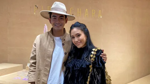 “ฌอห์ณ-เพชร” สุดแฮปปี้ คบ 2 ปี คอยซัพพอร์ตกันและกัน ลั่นอยากแต่งงานแค่รอเวลาที่เหมาะสม